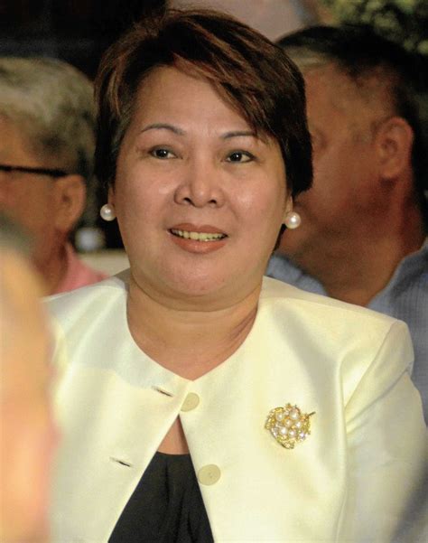 Court acquits Sandra Cam, son, 5 others in murder of Masbate .